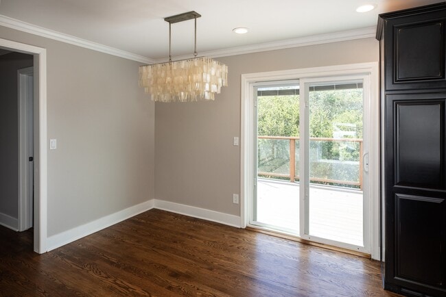 Photo - 3511 Hillcrest Dr