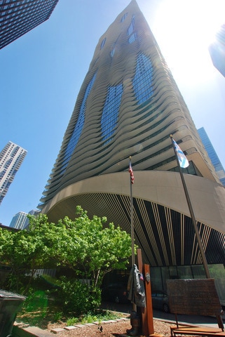 Building Photo - 225 N Columbus Dr Unit 7607