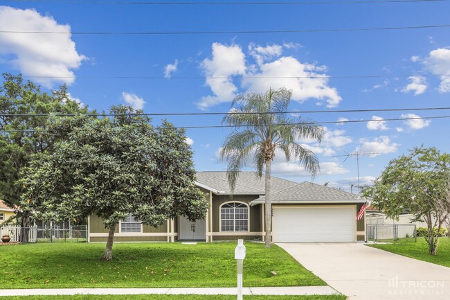 Photo - 3598 N Biscayne Dr House