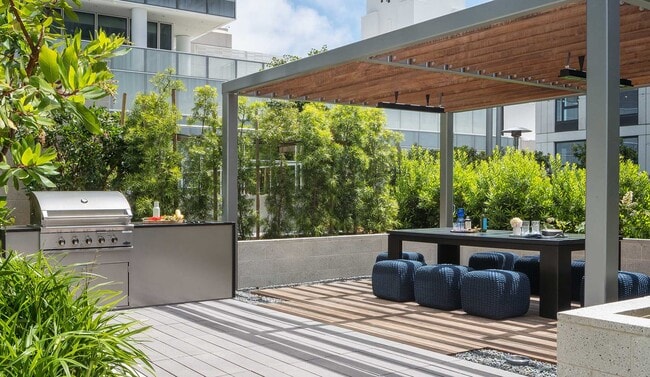 Photo - Fifteen Fifty