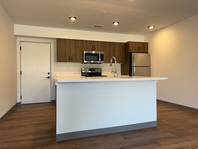 Photo - Poplar Grove Apartments