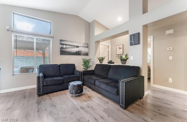 Photo - 6669 Lucky Strike Way