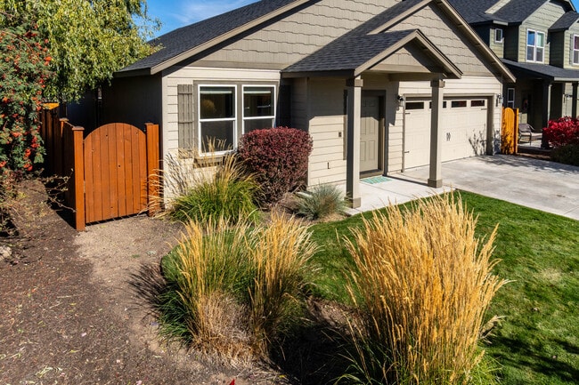 Photo - 3667 SW Pumice Stone Ave