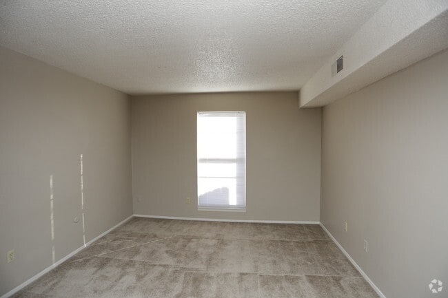 1BR, 1BA - Ashbury