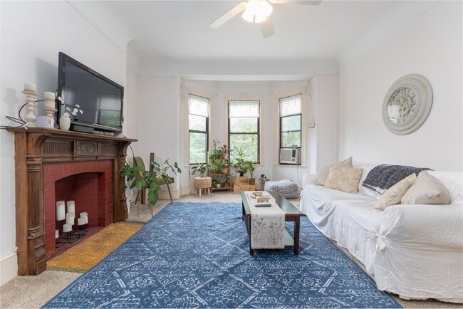 Building Photo - 65 Berkeley St Unit 2A