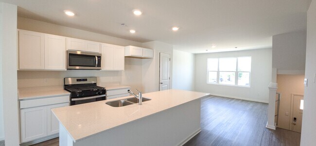 Photo - 8769 W 108th Dr