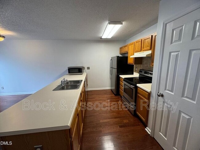 Photo - 4804 Tanglewood Oaks St