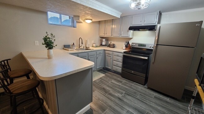 Photo - 131 Phenix Ave Unit Apt. B