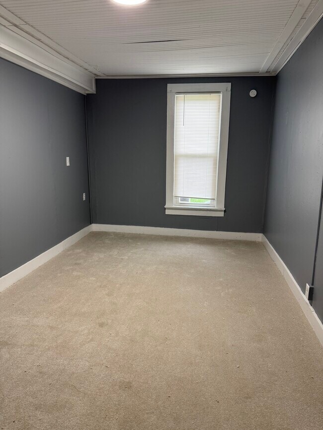 Photo - 1716 W 7th St