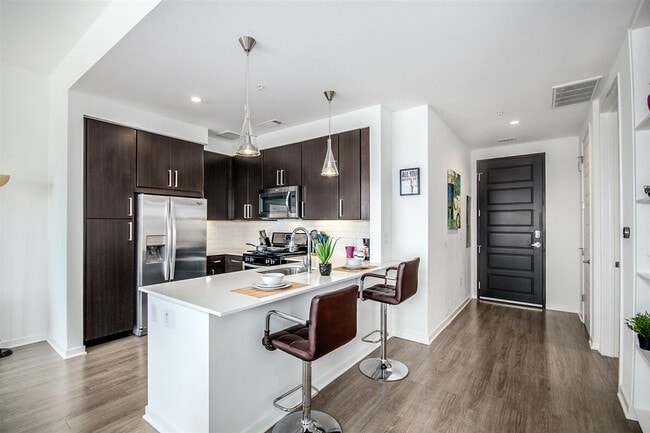 Photo - 2002 Holcombe Blvd Unit SI ID1359170P