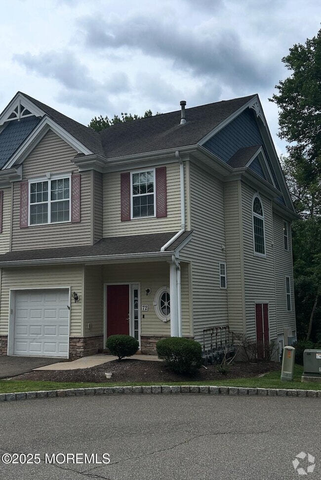 Building Photo - 72 Oxford Ct Rental