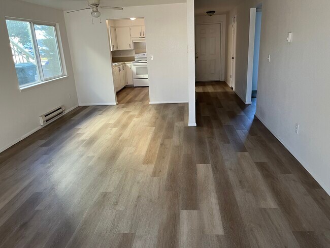 Photo - 171 SW 7th Ave