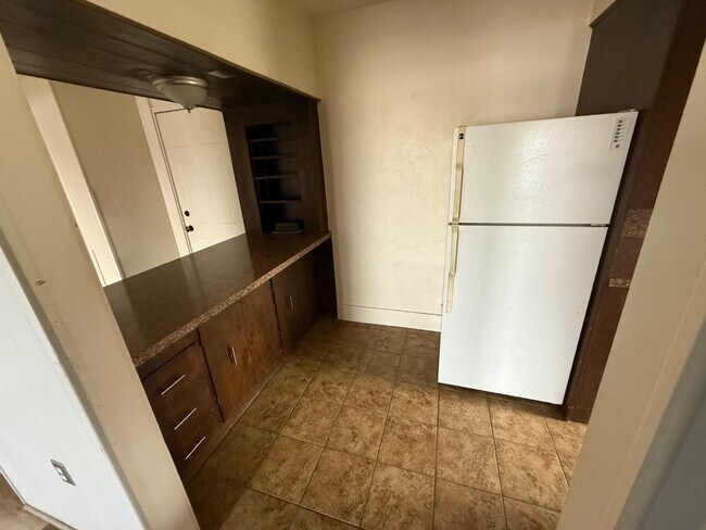 Photo - 305 Harrison St