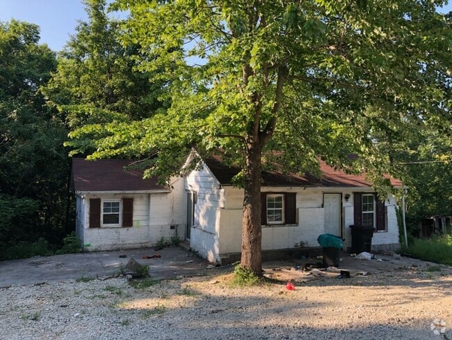 Building Photo - SAINT CLAIR - 2 Bed Country Cottage / Over... Rental