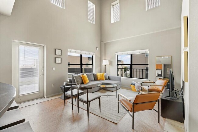 Photo - 2515 Pearl St Unit 601