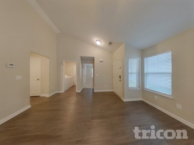 590 Pollyanna Dr