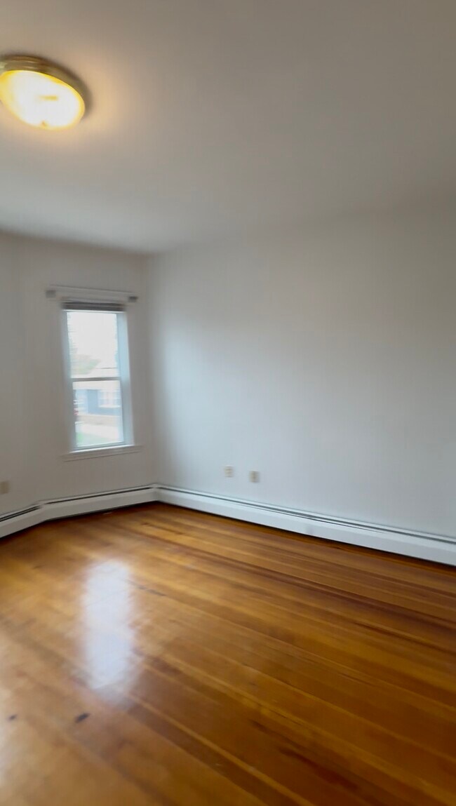 Photo - 27 Greenock St Unit 2