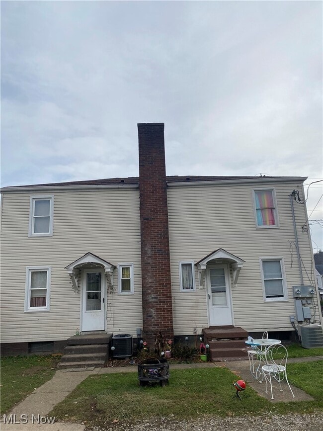 Photo - 101 W 39th St