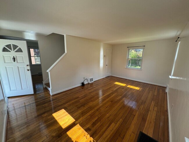 Photo - Completely Updated, Open , Quiet House in Oakmont!