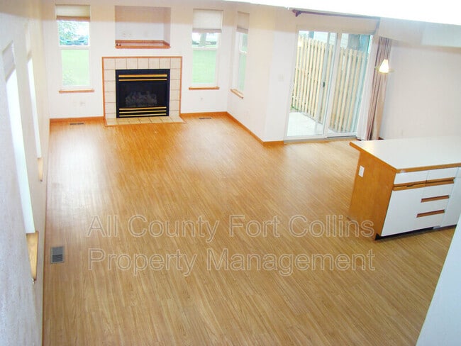 Photo - 1637 Westbridge Dr