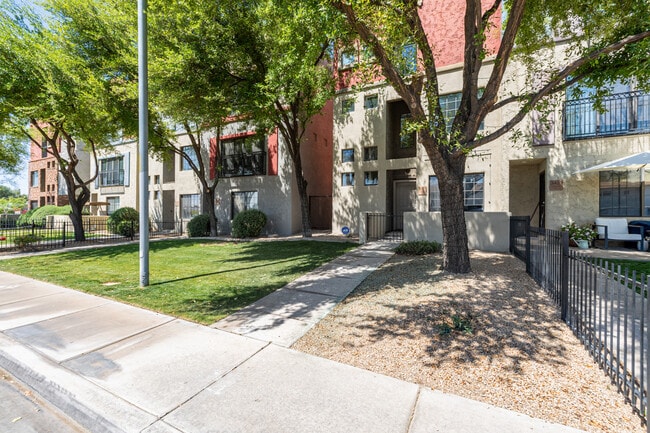 Photo - 3435 E Lance Ln