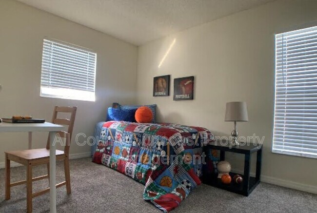 Photo - 7450 35th St N