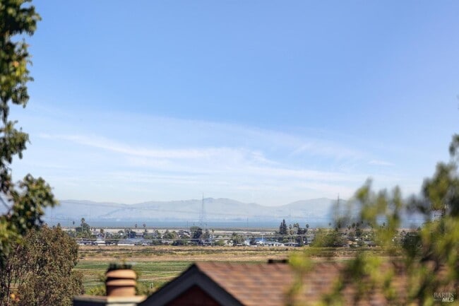 Photo - 844 Arlene Way