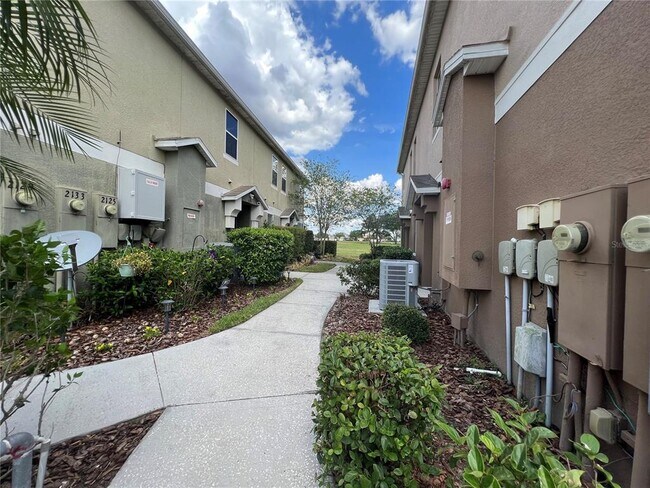 2137 Betsy Ross Ln Unit 2137