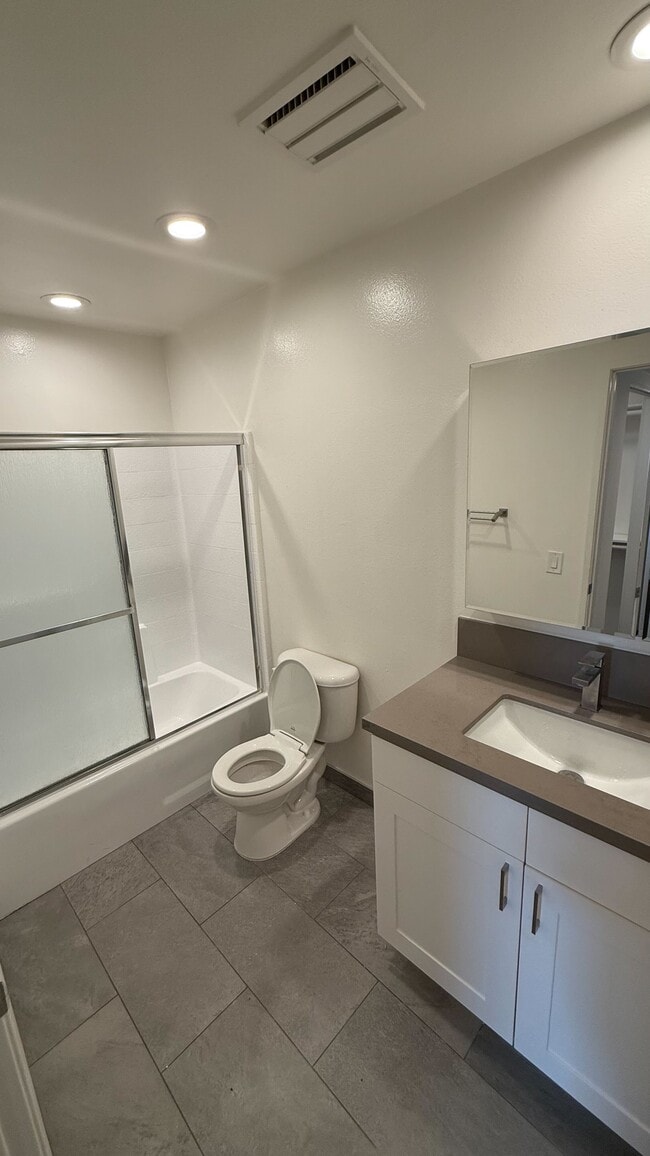 Photo - 1818 Camden Ave