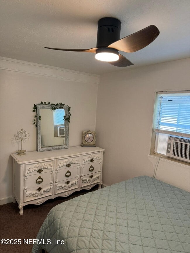 Photo - 1344 Neva St