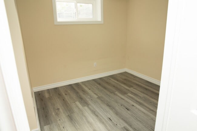 Photo - 32 Durrington Crescent Unité 2