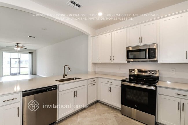 Photo - 2235 Dragonfruit Wy