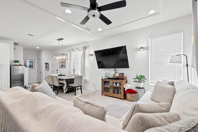 Photo - 6262 Goldcoast Ave