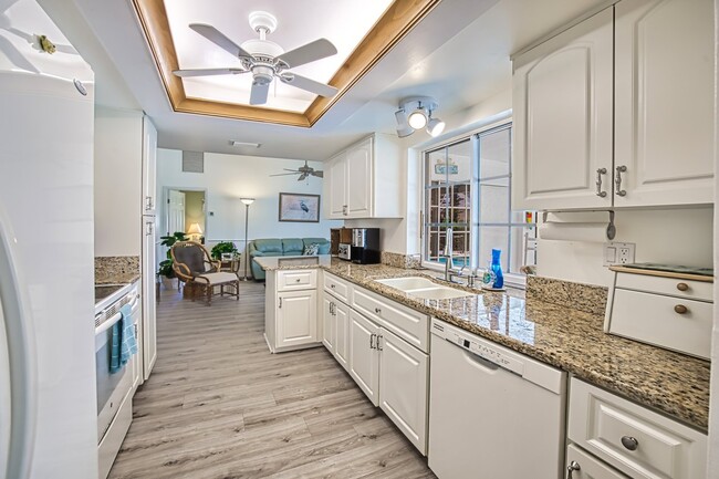Photo - 5036 SW 9th Pl