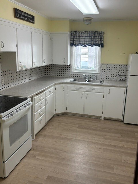 Photo - 807 N Ave