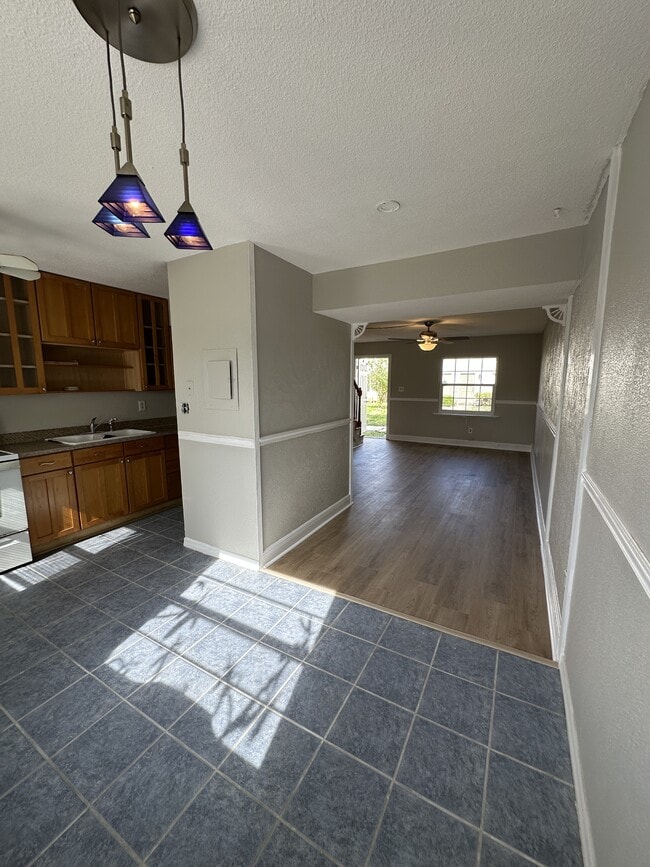 Photo - 55 Needle Blvd