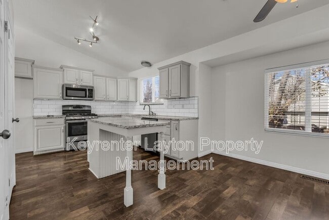 Photo - 1215 Sandi Dr