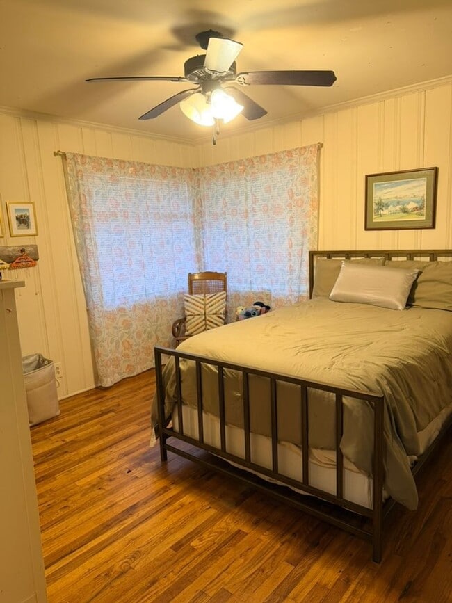 Photo - 232 W Chewacla Dr