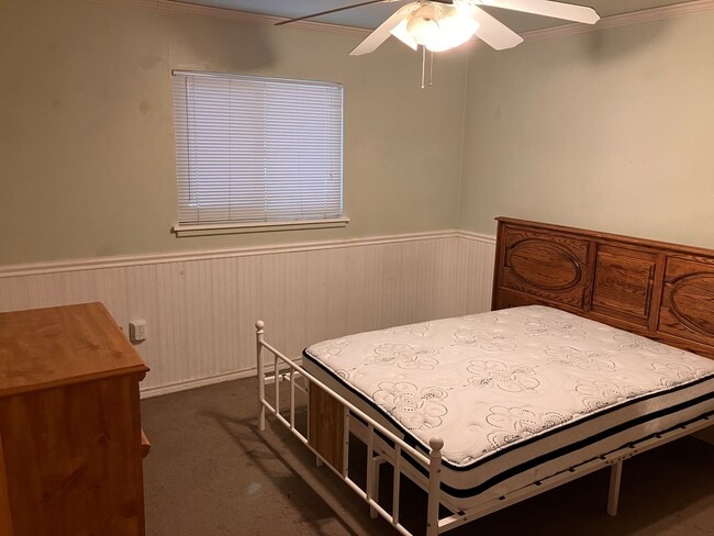 Photo - Furnished cabin for short term or long term lease