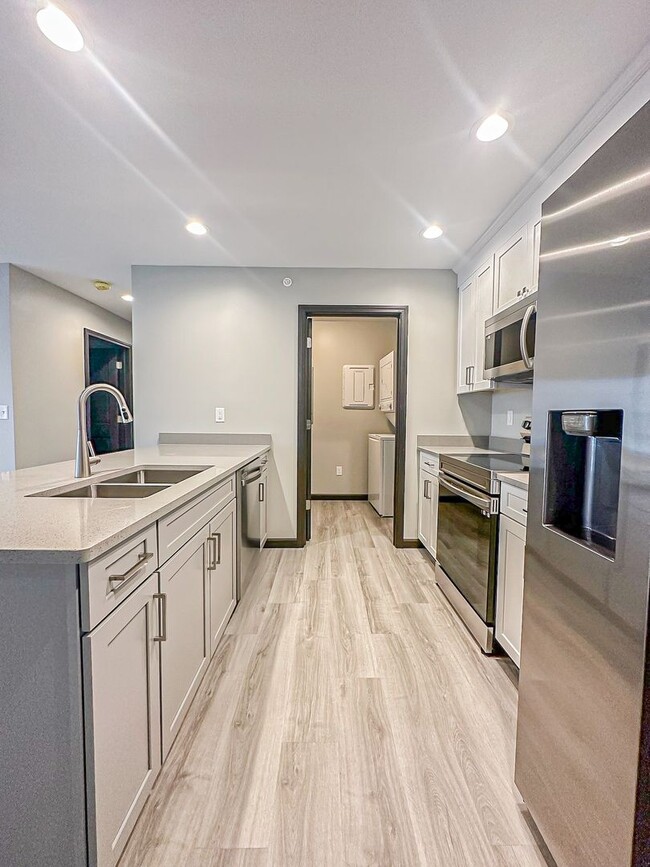 Photo - Beautiful 2 Bed, 2 Bath PREMIUM Apartment in PRIME location!  Furnished & Unfurnished Options Ava... Unit 2000-208