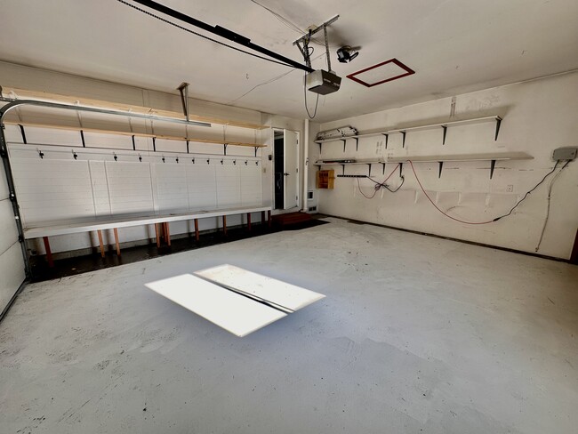 Photo - 1965 Mission Way S