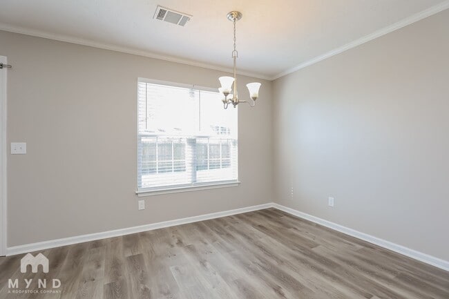 Photo - 1341 Tonya Dr