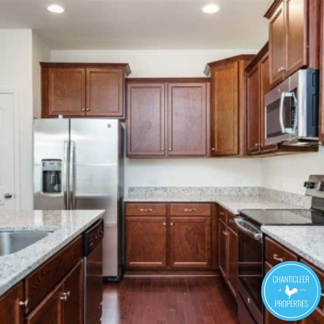Photo - 125 Hill Shore Ln