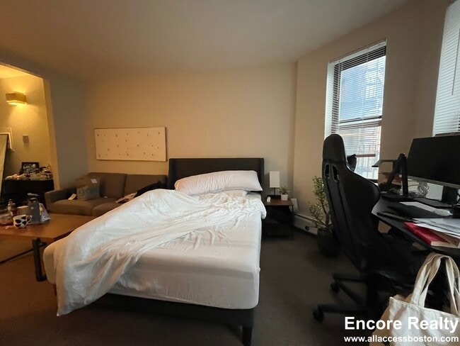 Photo - 8 Aberdeen St