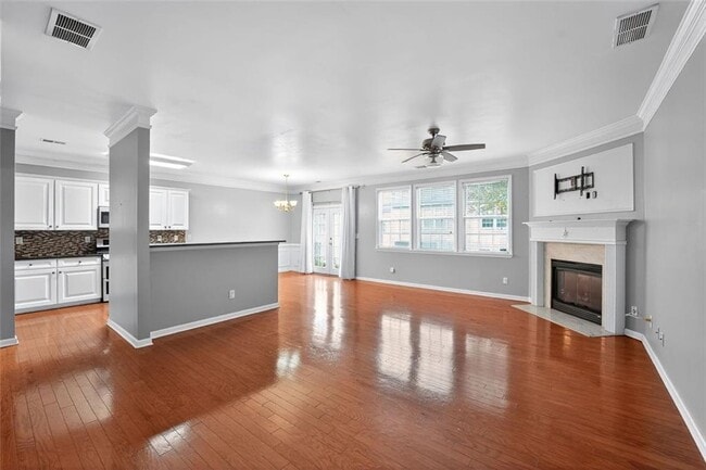 Photo - 605 Lofty Ln