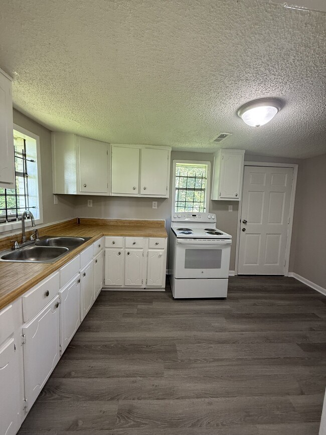 9720 Westfield Pl