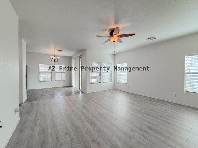 Photo - 7709 S 63rd Dr