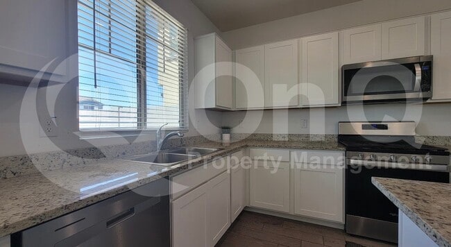 Photo - 10838 W Marguerite Ave