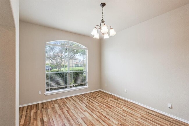 Photo - 88 White Magnolia Cir