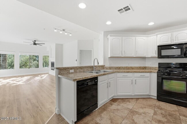 Photo - 5350 E Deer Valley Dr Unidad 2429